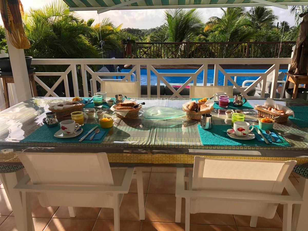 サン・フランソワ Desir Tropical Bed & Breakfast エクステリア 写真