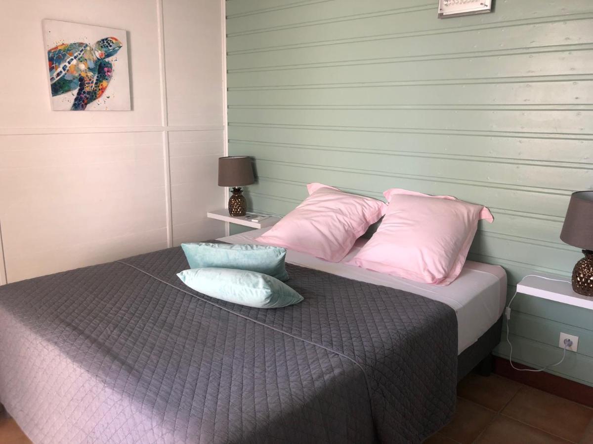 サン・フランソワ Desir Tropical Bed & Breakfast エクステリア 写真